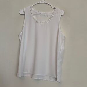 Nic + Zoe white sleeveless blouse with beading on neckline Size L Length 25”